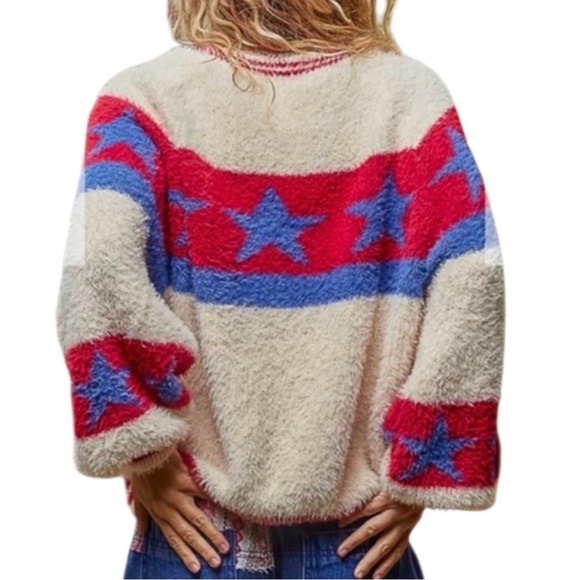 NWT POL oversized patriotic star soft pullover sweater. Cream/red/blue size S - Picture 5 of 6